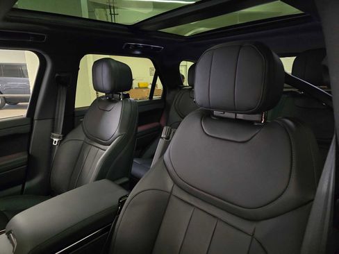 New 2026 Land Rover Range Rover Sport Dynamic SE AWD/4WD image 22