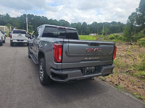 Used 2020 GMC Sierra 1500 AT4 w/ AT4 Premium Package AWD/4WD image 3