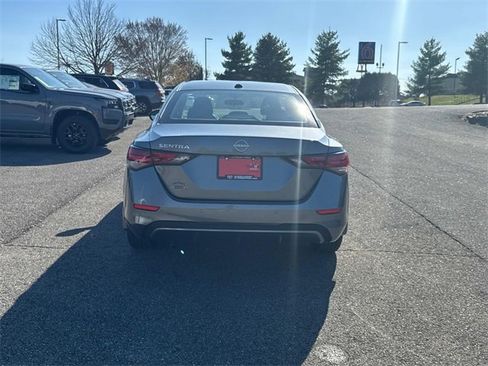 New 2025 Nissan Sentra SV image 5