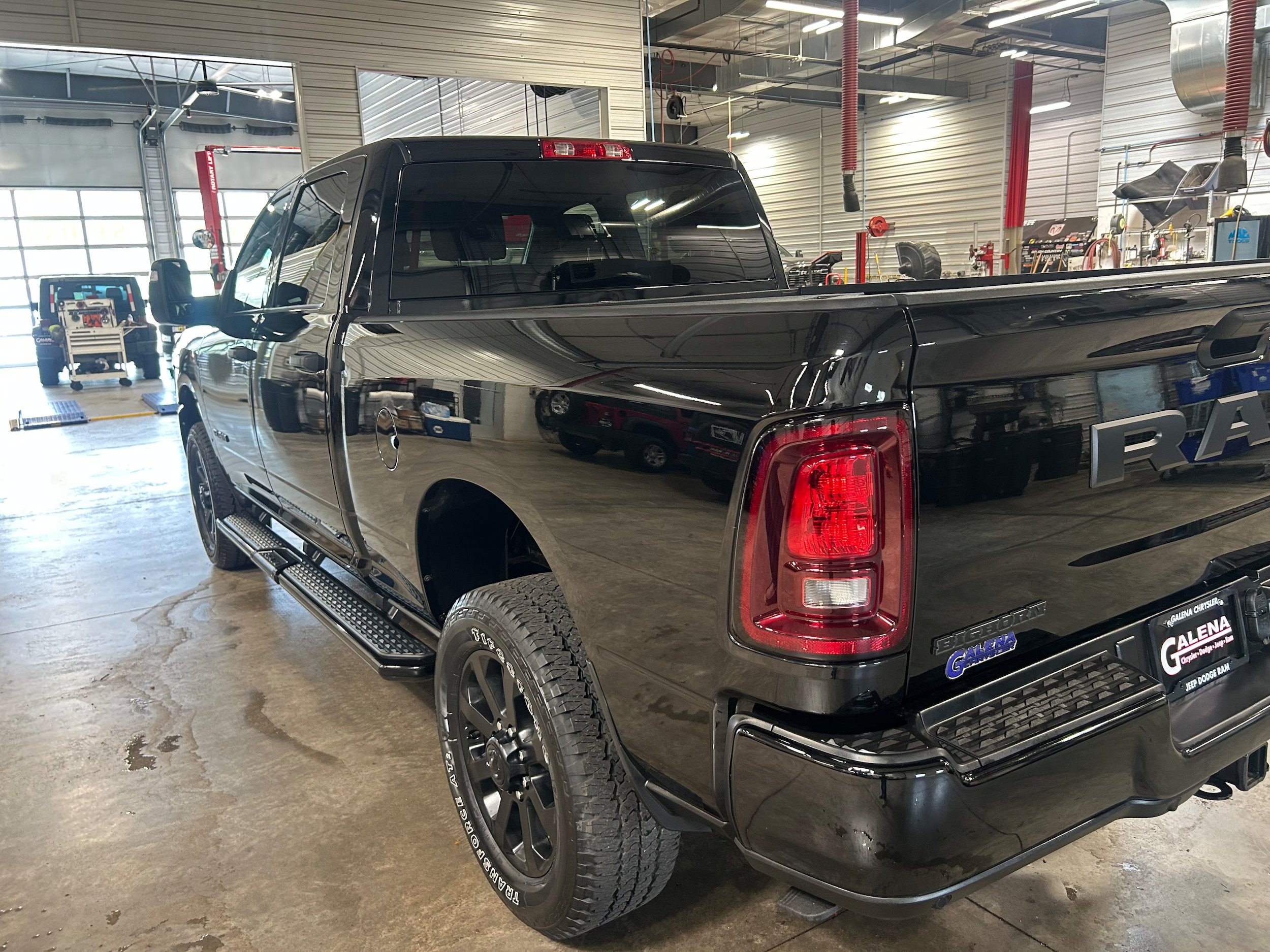 Used 2025 RAM 2500 Big Horn AWD/4WD image 22