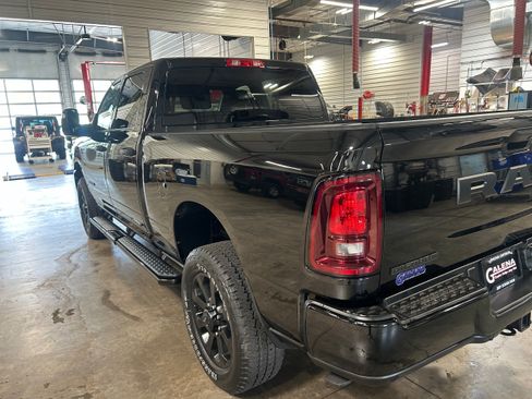 Used 2025 RAM 2500 Big Horn AWD/4WD image 22
