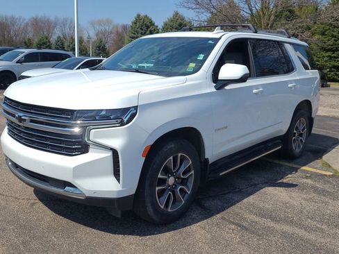 Used 2022 Chevrolet Tahoe LT w/ LT Signature Package image 2