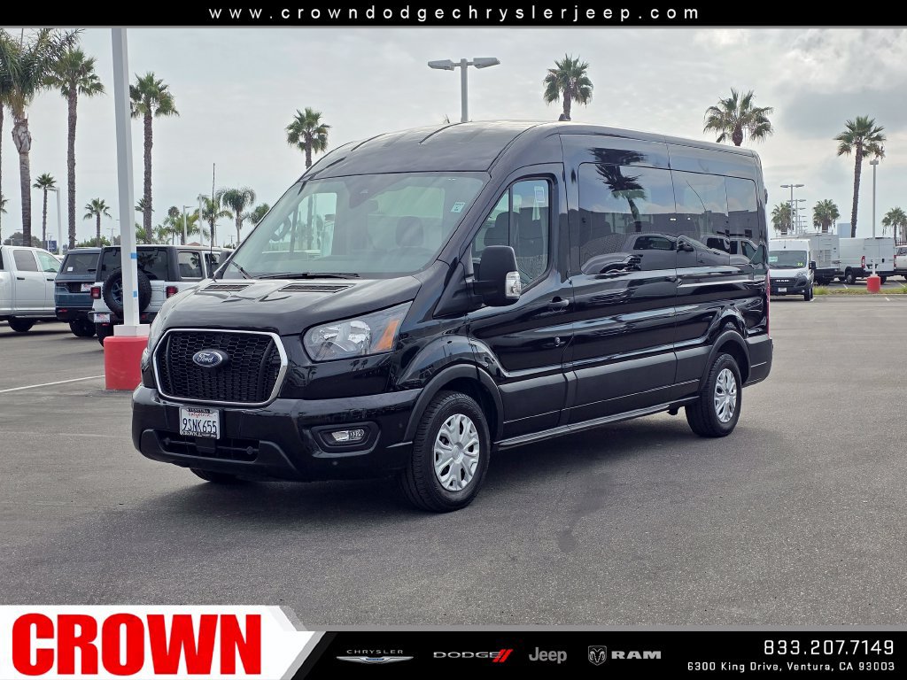 Used 2025 Ford Transit 350 XLT RWD image 3