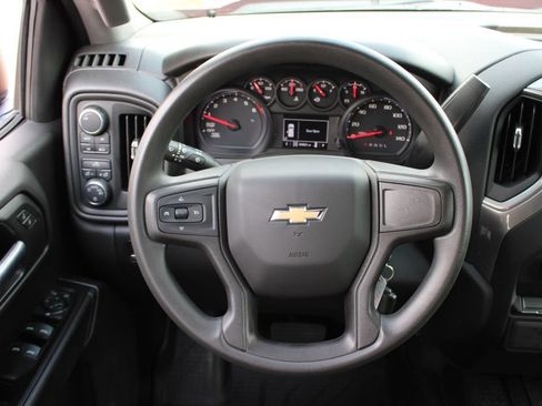 Used 2020 Chevrolet Silverado 1500 Custom w/ Custom Value Package AWD/4WD image 16