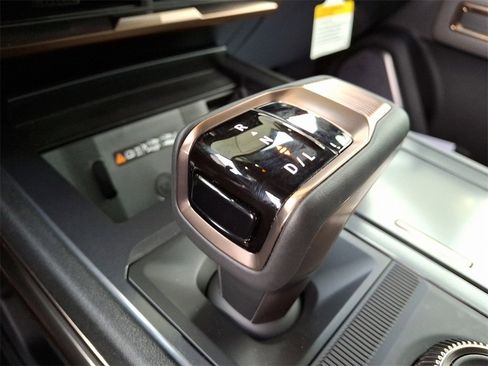 New 2025 GMC Hummer EV 2X image 7