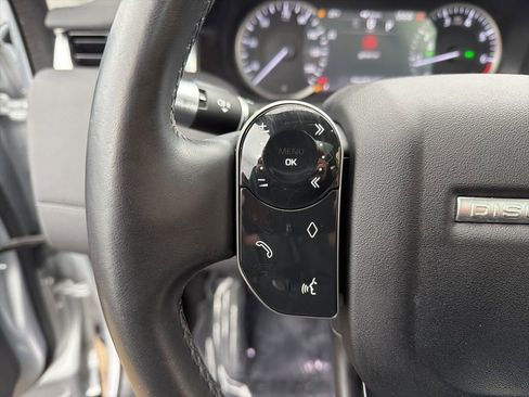 Used 2020 Land Rover Discovery Sport S image 12
