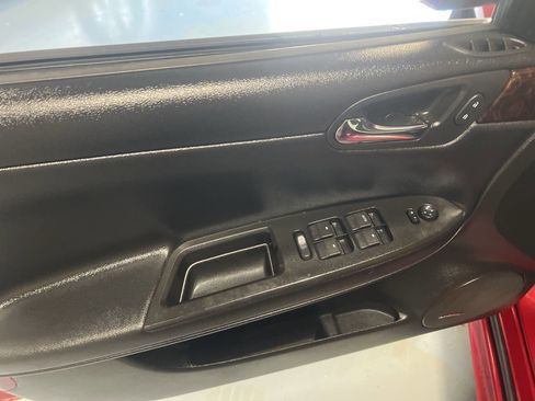 Used 2014 Chevrolet Impala LTZ image 17