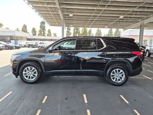 Used 2020 Chevrolet Traverse LS FWD image 4