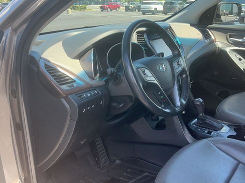 Used 2018 Hyundai Santa Fe Sport w/ 2.0T Ultimate Tech Package 05 AWD/4WD image 21