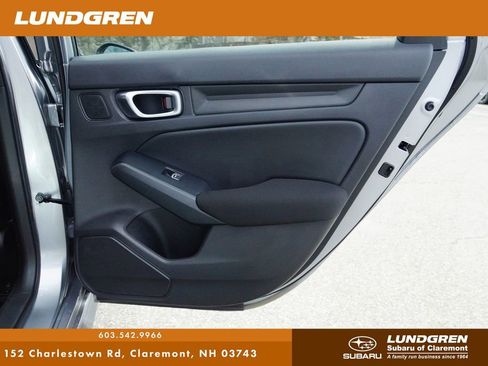 Used 2023 Honda Civic Sport image 28