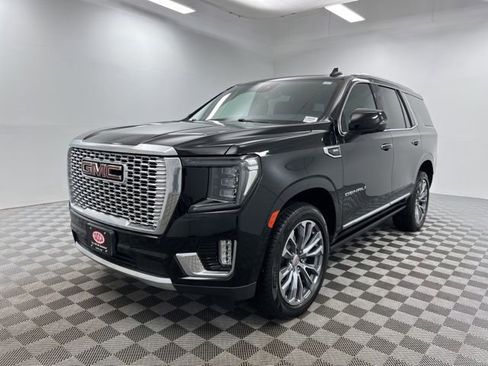 Used 2023 GMC Yukon Denali AWD/4WD image 2