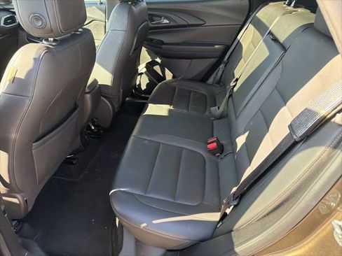 Used 2021 Chevrolet TrailBlazer ACTIV w/ Sun and Liftgate Package image 14