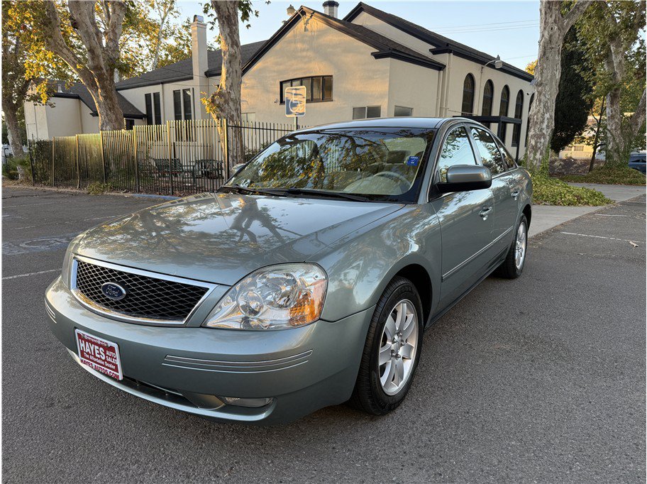 Used 2005 Ford Five Hundred SEL FWD image 1