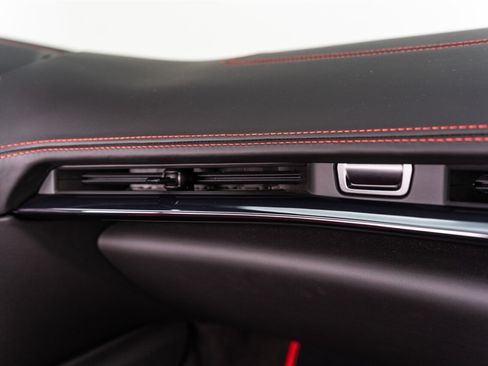 Used 2024 Chevrolet Corvette Z06 RWD image 75