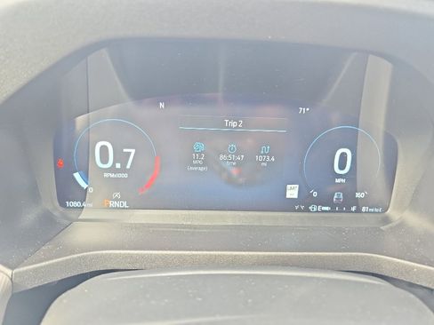Used 2025 Ford Explorer Active AWD/4WD image 27