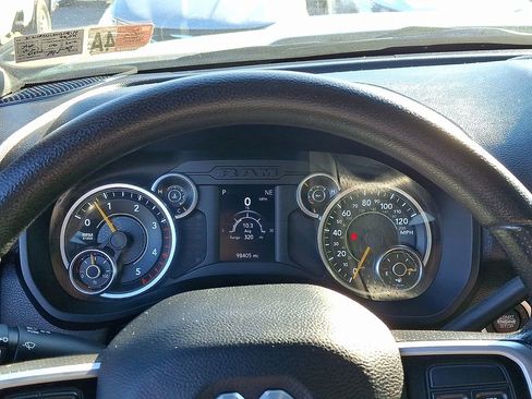 Used 2021 RAM 2500 Big Horn image 19