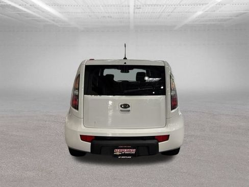 Used 2011 Kia Soul + w/ Audio Pkg FWD image 23