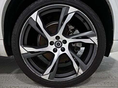 Used 2019 Volvo XC90 T6 R-Design w/ Advanced Package AWD/4WD image 42