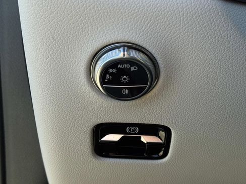 New 2026 Mercedes-Benz GLC 300 4MATIC image 14