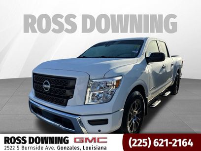 Used 2024 Nissan Titan SV w/ SV Convenience Package