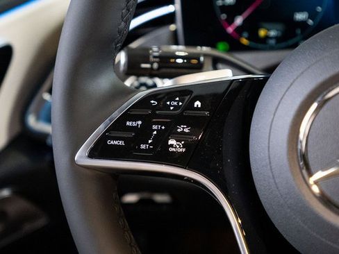 New 2026 Mercedes-Benz E 350 4MATIC Sedan image 27