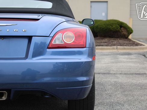 Used 2007 Chrysler Crossfire Limited image 39