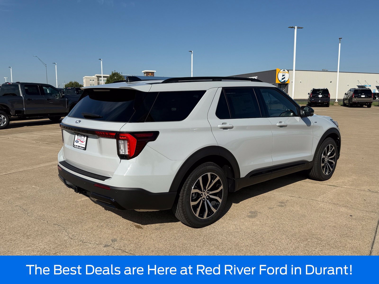 New 2027 Ford Explorer ST-Line RWD image 5