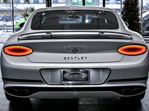Used 2024 Bentley Continental GT image 10