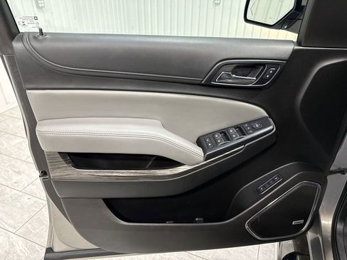Used 2019 Chevrolet Suburban LT w/ LT Signature Package image 23