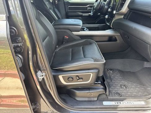 Used 2021 RAM 1500 Laramie AWD/4WD image 15