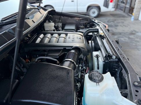 Used 2012 Toyota Tundra Limited w/ Platinum Pkg image 9