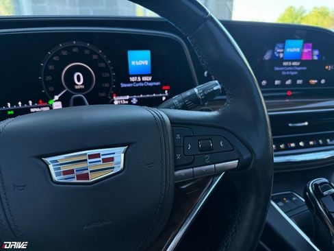 Used 2023 Cadillac Escalade ESV Sport Platinum w/ LPO, Floor Liner Package AWD/4WD image 45