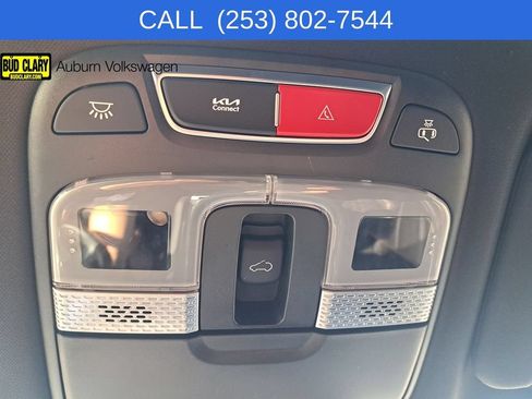 Used 2025 Kia Telluride AWD image 12