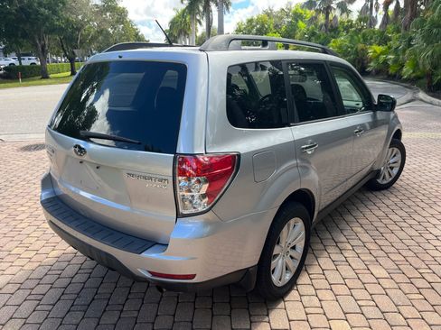 Used 2013 Subaru Forester 2.5X Premium w/ Popular Pkg 1 image 4