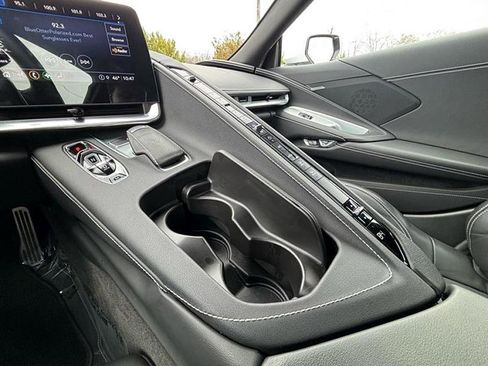 Used 2022 Chevrolet Corvette Stingray Coupe w/ 1LT image 22