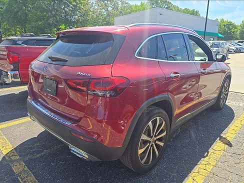 Used 2021 Mercedes-Benz GLA 250 4MATIC w/ Premium Package image 2