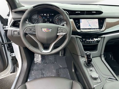 New 2025 Cadillac XT6 Sport w/ Platinum Package image 10