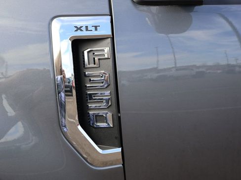 Used 2022 Ford F350 XLT w/ XLT Value Package image 4