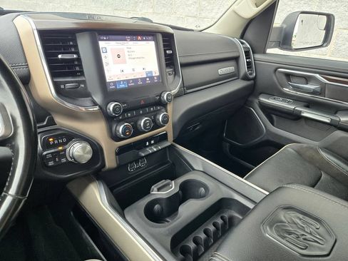 Used 2022 RAM 1500 Laramie AWD/4WD image 25