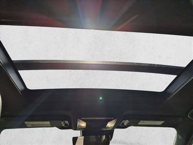 Used 2023 Toyota RAV4 XSE AWD/4WD image 16