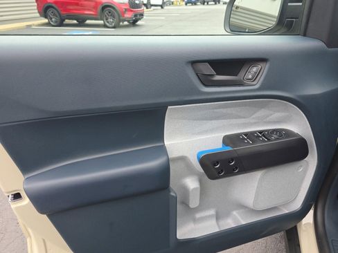 New 2025 Ford Maverick XLT w/ XLT Luxury Package image 10