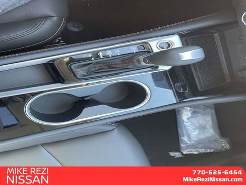 New 2025 Nissan Altima 2.5 SR w/ SR Premium Package image 16