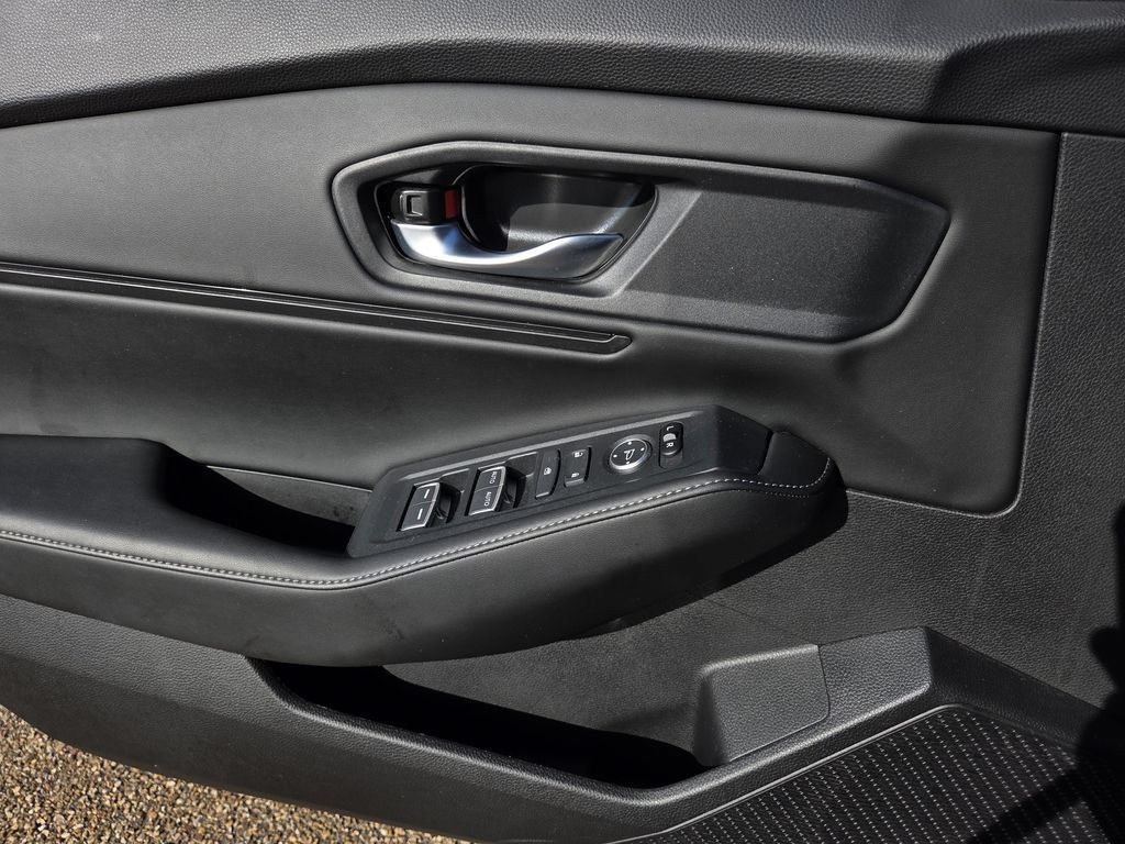 Used 2025 Honda Accord Sport image 18