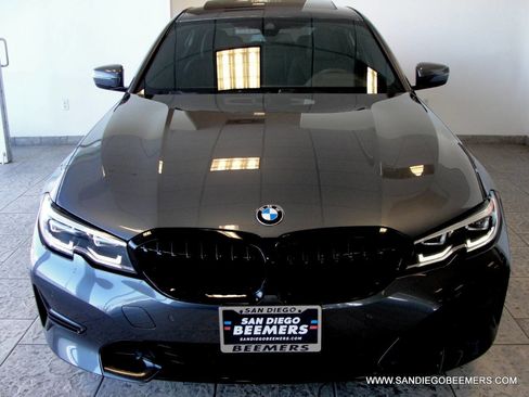 Used 2020 BMW 330i Sedan w/ Convenience Package image 9