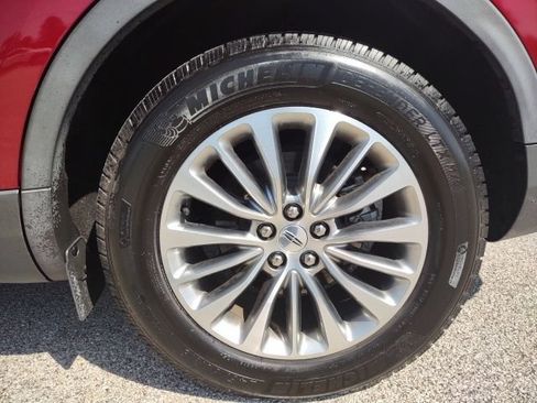 Used 2016 Lincoln MKX Select w/ Select Plus Package AWD/4WD image 26