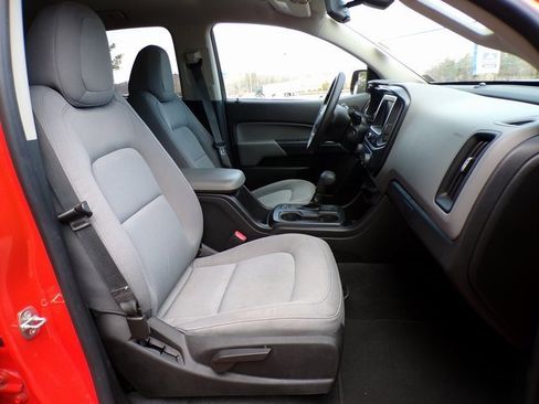 Used 2021 Chevrolet Colorado W/T w/ Custom Special Edition image 12