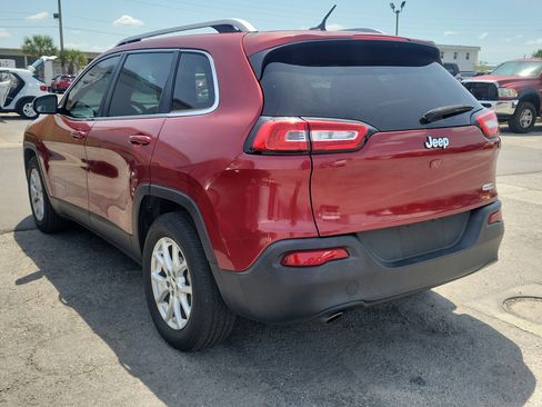 Used 2015 Jeep Cherokee Latitude w/ Comfort/Convenience Group FWD image 5