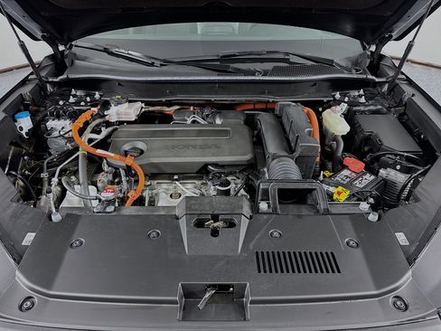Certified 2025 Honda CR-V Sport image 30