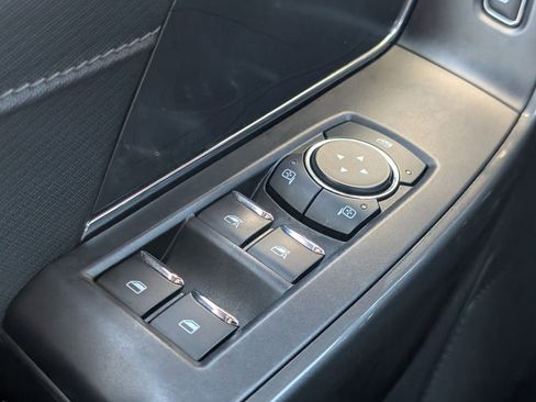 Used 2022 Ford F150 XLT w/ Equipment Group 302A High image 11