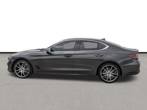 Used 2023 Genesis G70 2.0T RWD image 8